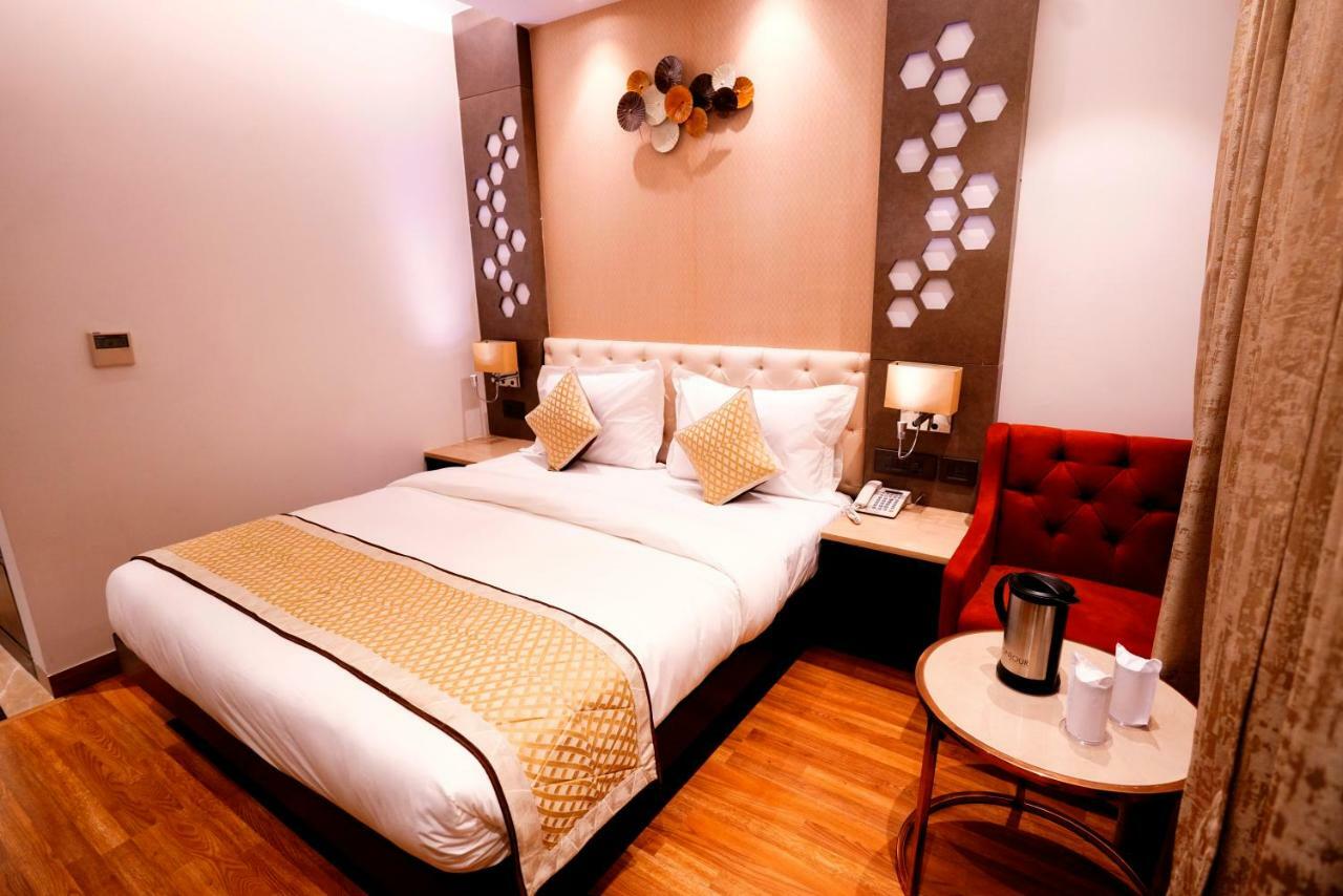 Hotel City Pride With Free Airport Pickup New Delhi Buitenkant foto