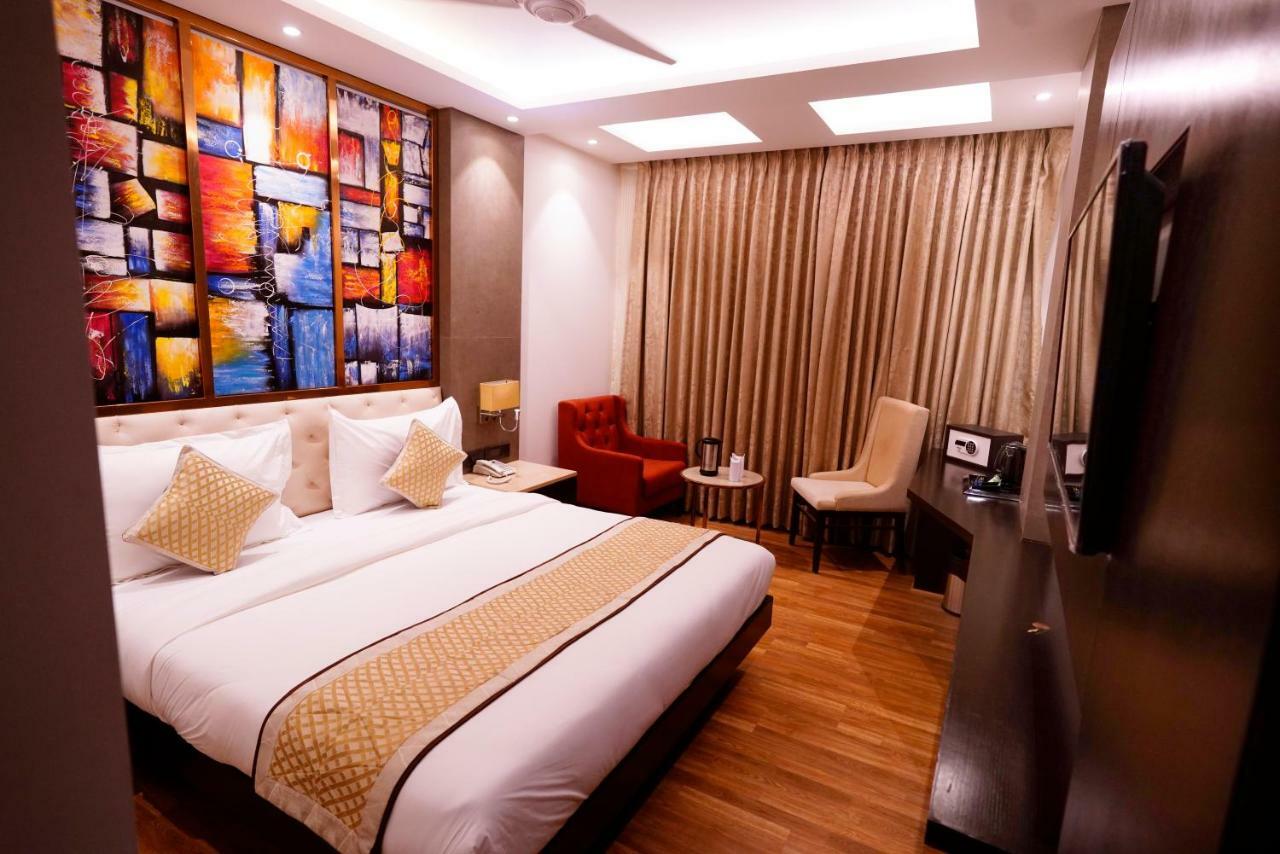 Hotel City Pride With Free Airport Pickup New Delhi Buitenkant foto